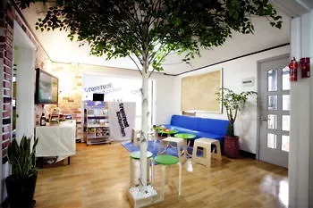 Crossroad Backpackers Hotel Seoul